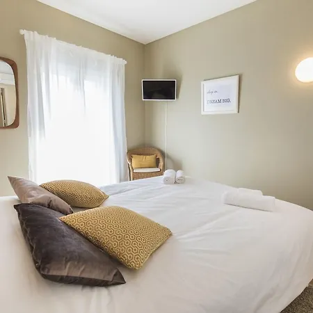 Graca Heartwarming Flat شقة