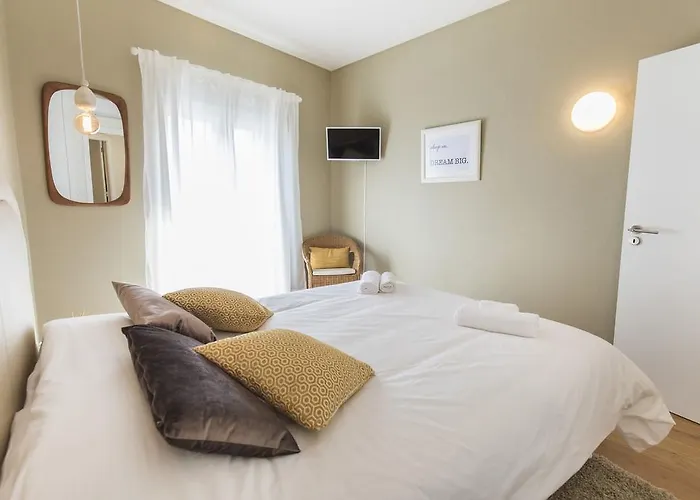 Graca Heartwarming Flat شقة